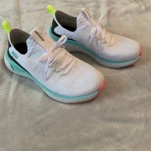 Sketchers Sneakers